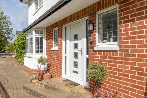 Click the photo for more details of Newton Mearns, Glasgow, East Renfrewshire