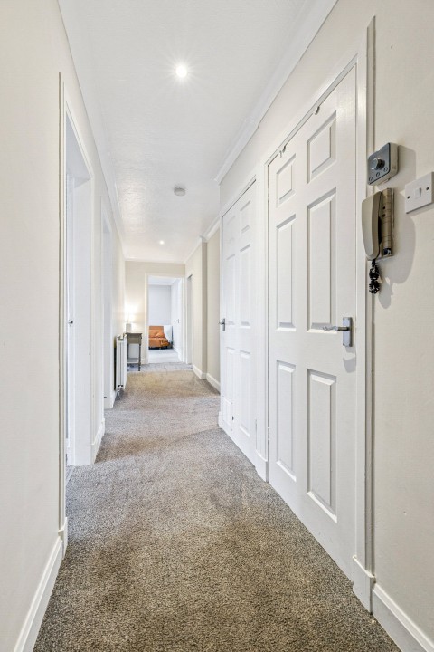 Click the photo for more details of Newton Mearns, Glasgow, East Renfrewshire