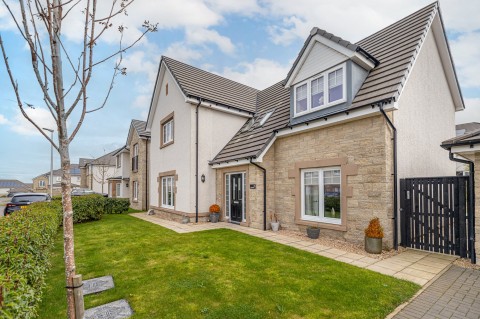 Click the photo for more details of Newton Mearns, Glasgow, East Renfrewshire