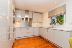 Images for Carmunnock, Clarkston, Glasgow