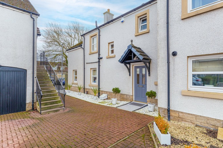 Click the photo for more details of Newton Mearns, Glasgow, East Renfrewshire