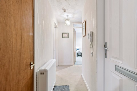 Click the photo for more details of Glasgow, East Renfrewshire