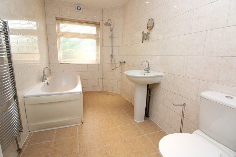 Images for Elmer Gardens, Rainham, Essex