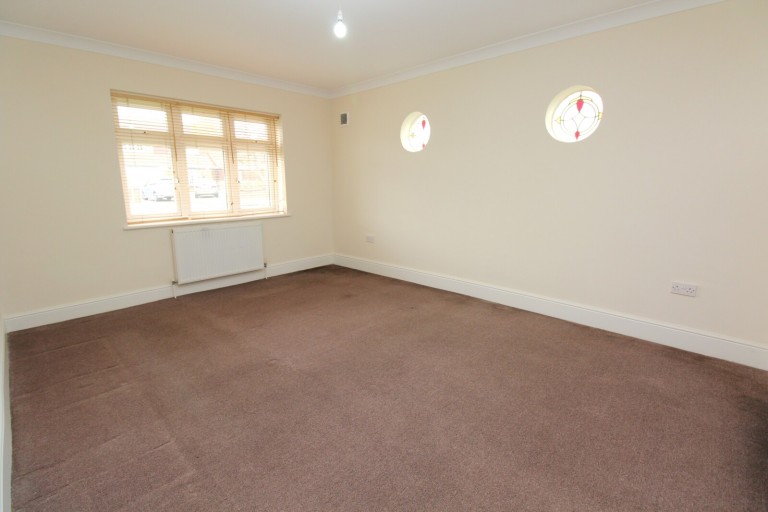 Images for Elmer Gardens, Rainham, Essex