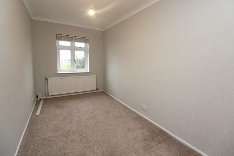 Images for Esdaile Gardens, Upminster, Essex