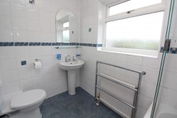 Images for Esdaile Gardens, Upminster, Essex