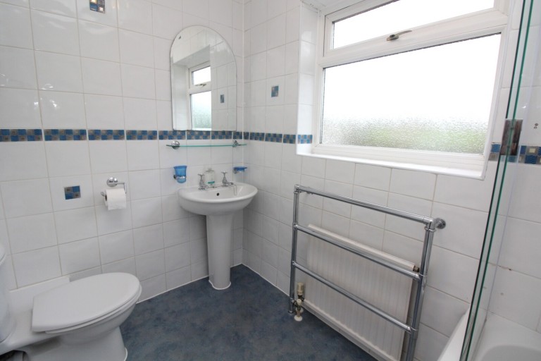 Images for Esdaile Gardens, Upminster, Essex