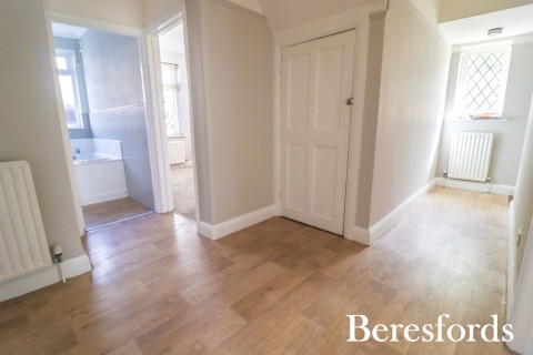 Click the photo for more details of Highview Gardens, Upminster, Essex