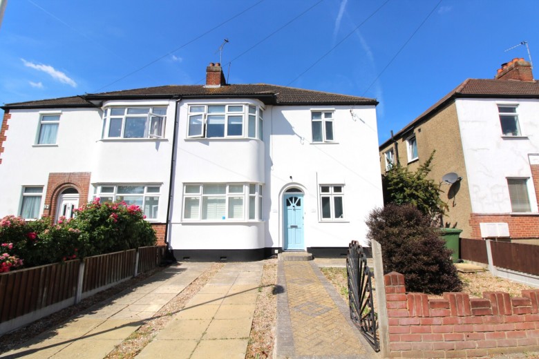 Click the photo for more details of Tudor Drive, Romford, Essex