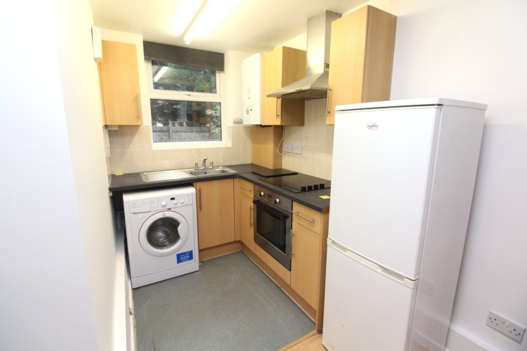 Images for Usk Road (The Annexe), Aveley, Essex