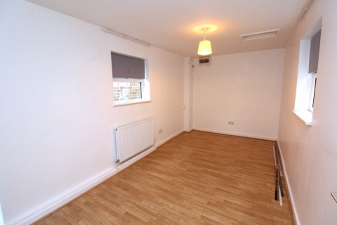 Click the photo for more details of Usk Road (The Annexe), Aveley, Essex
