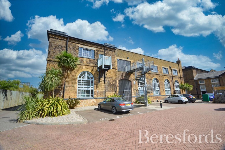 Click the photo for more details of The Railstore, Kidman Close, Romford, Essex