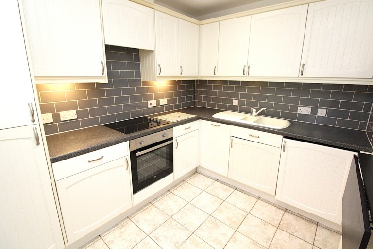 Images for Deyncourt Gardens, Upminster, Essex