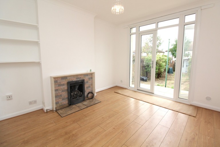 Images for Erith Crescent, Romford, Essex