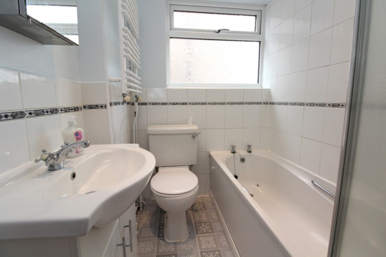 Images for Erith Crescent, Romford, Essex