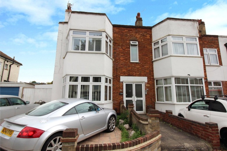 Click the photo for more details of Hornchurch, Essex