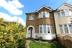 Images for Sandown Avenue, Hornchurch, Essex