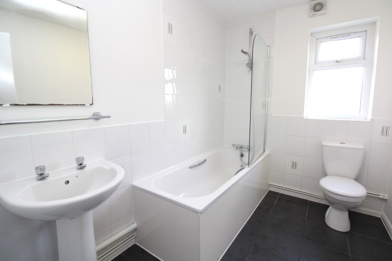 Images for Sandown Avenue, Hornchurch, Essex