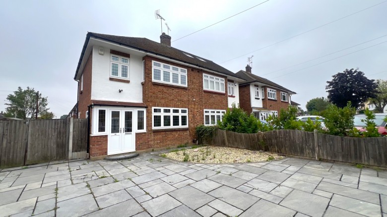 Click the photo for more details of Peterborough Avenue, Upminster, Essex