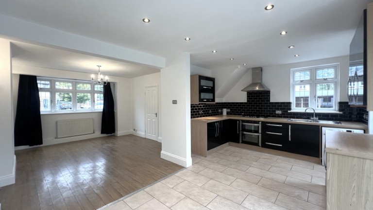 Images for Peterborough Avenue, Upminster, Essex