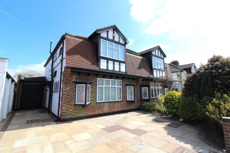 Click the photo for more details of Fairfield Avenue, Upminster, Essex