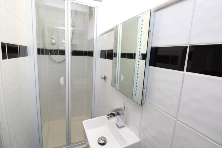 Images for Carlton Road, Romford, Essex