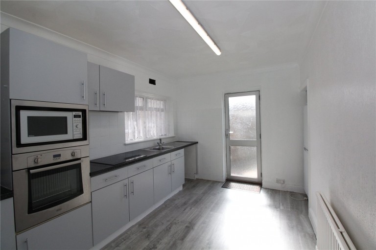 Images for Eyhurst Avenue, Hornchurch, Essex