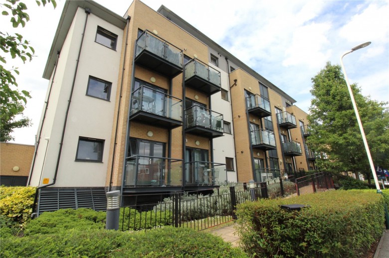 Click the photo for more details of Cottons Approach, Romford, Essex