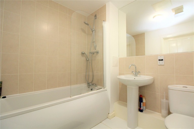 Images for Cottons Approach, Romford, Essex