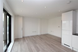 Images for Southend Arterial Road, 82 Southend Arterial Road, Romford, Essex