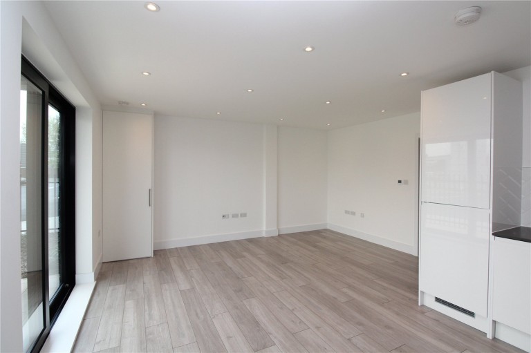 Images for Southend Arterial Road, 82 Southend Arterial Road, Romford, Essex