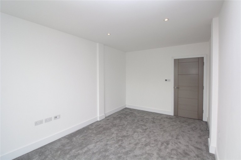 Images for Southend Arterial Road, 82 Southend Arterial Road, Romford, Essex