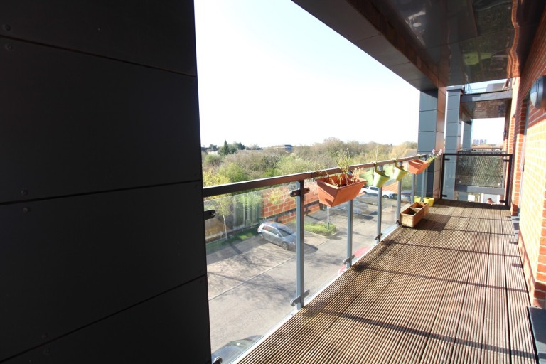 Images for Firwood Lane, Romford, Essex