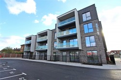 Images for Southend Arterial Road, 82 Southend Arterial Road, Romford, Essex