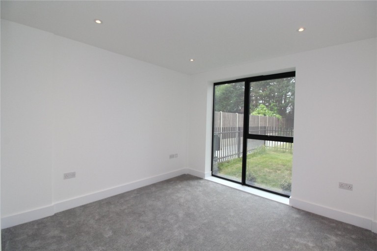 Images for Southend Arterial Road, 82 Southend Arterial Road, Romford, Essex