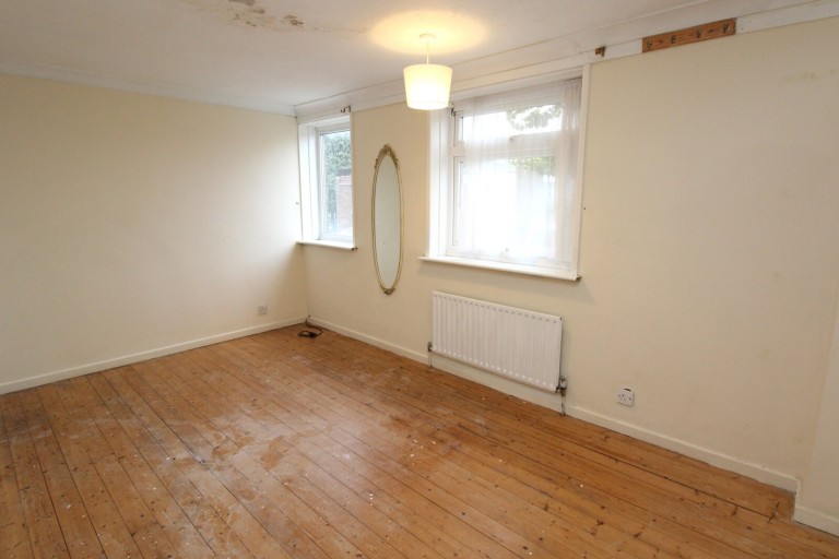 Images for Pontypool Walk, Romford, Essex