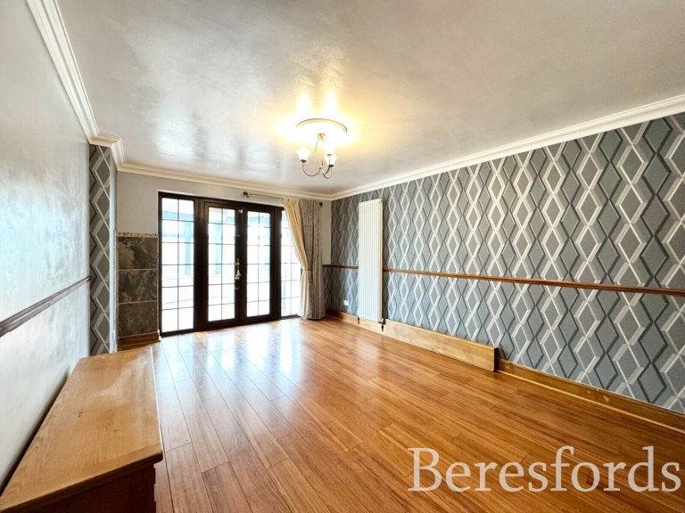 Images for Abbey Wood Lane, Rainham, Essex