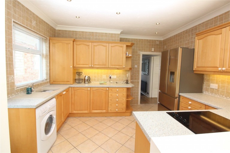 Images for Alma Avenue, Hornchurch, Essex