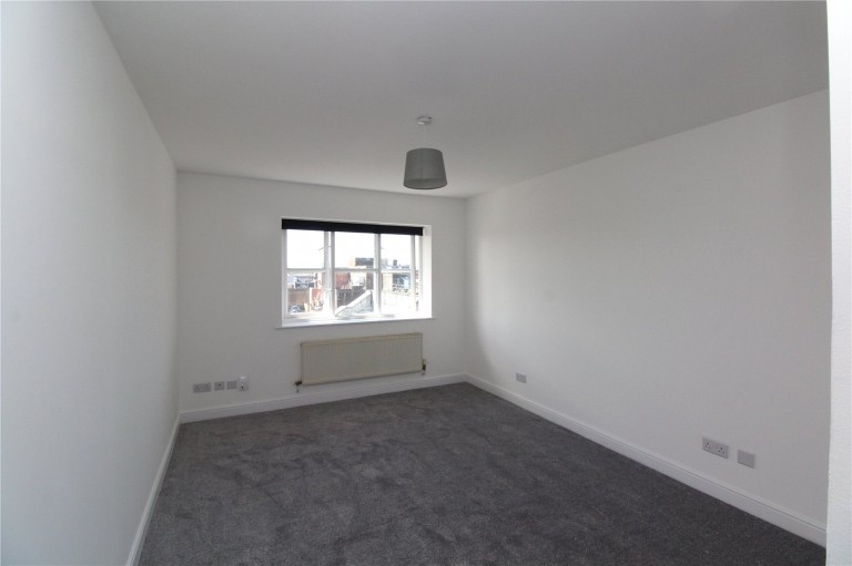 Images for Deyncourt Gardens, Upminster, Essex