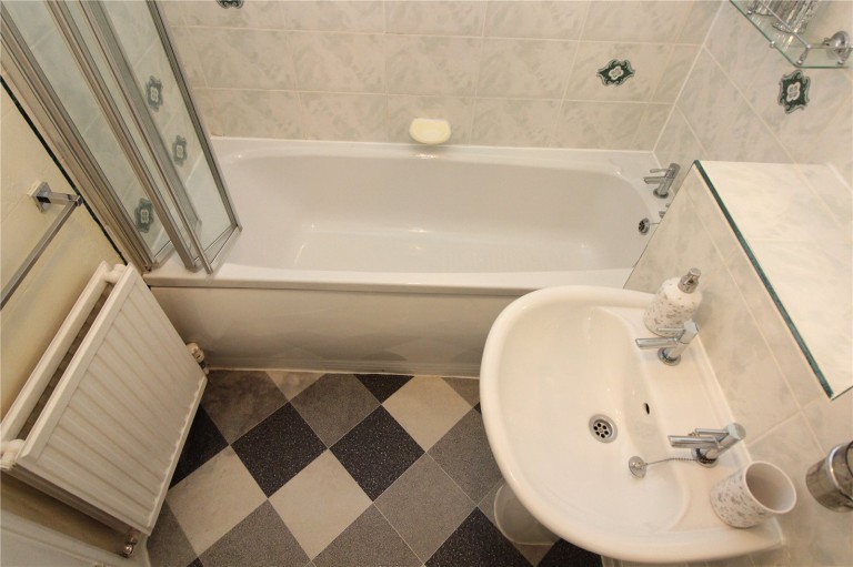 Images for Harkness Close, Romford, Essex