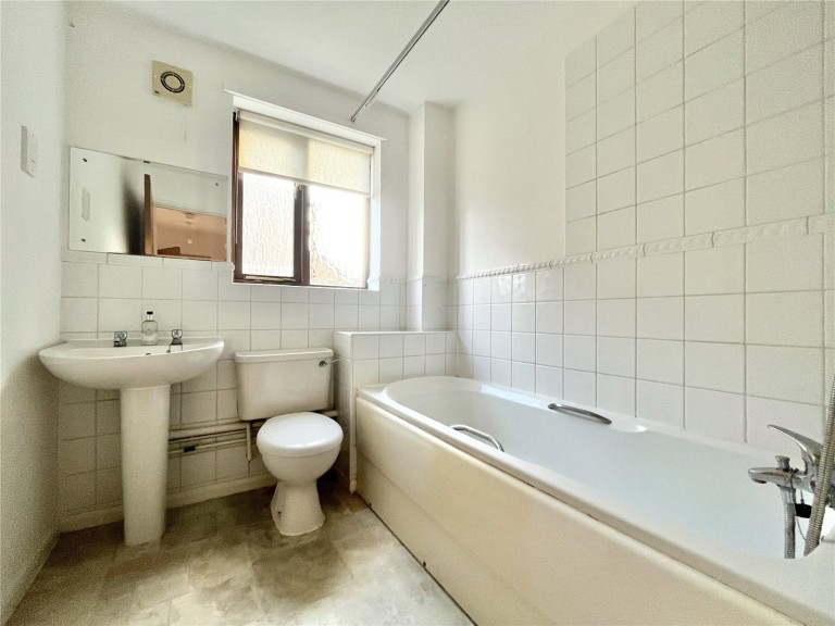 Images for Gubbins Lane, Romford, Essex