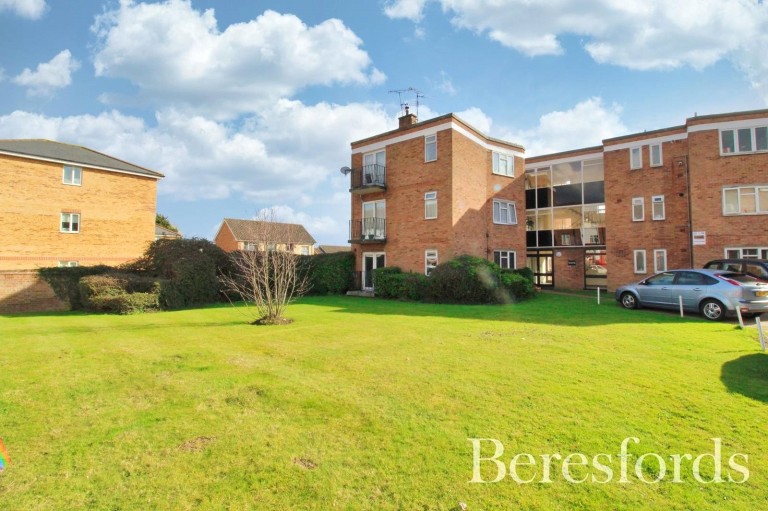 Images for Avon Road, Upminster, Essex