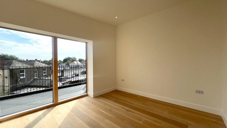 Images for Alpen Close, Romford, Essex