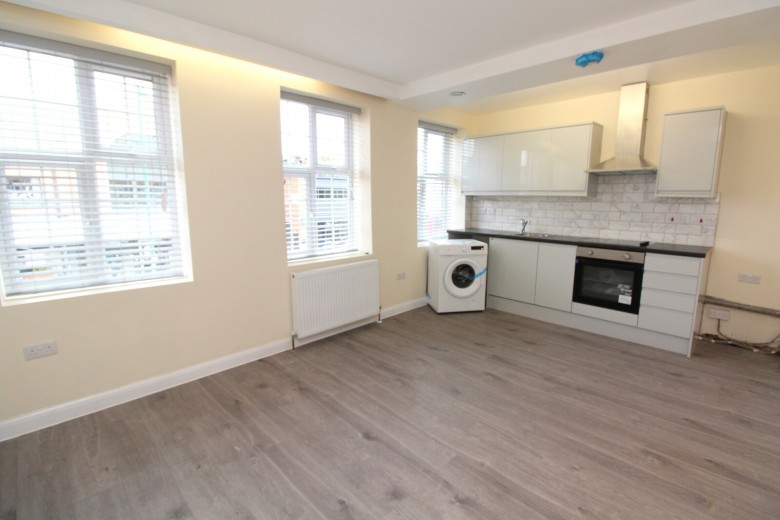 Click the photo for more details of Station Road, Upminster, Essex
