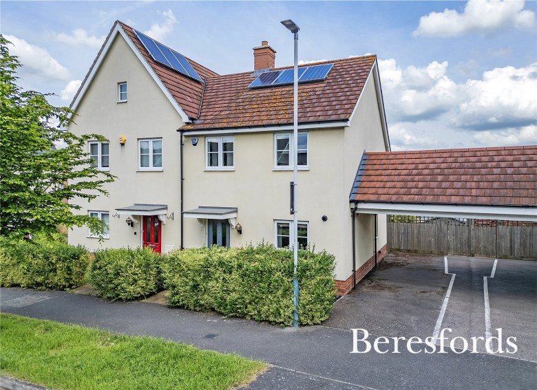 Click the photo for more details of Le Noke Avenue, Romford, Essex