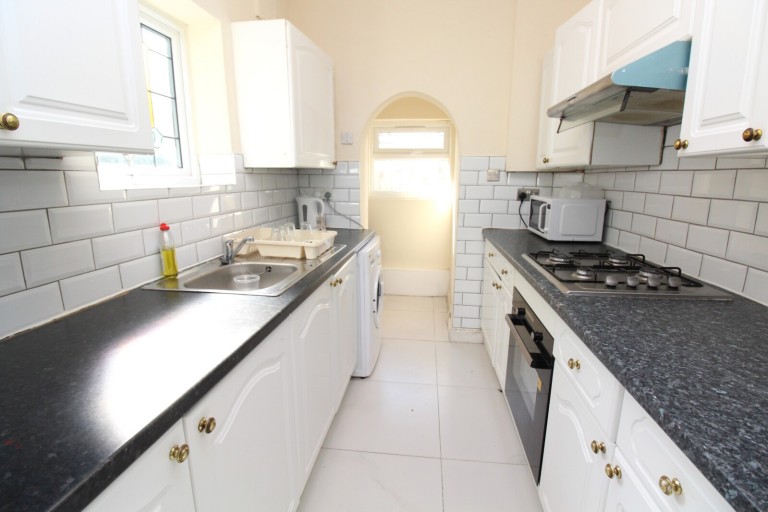 Images for Eastern Avenue East, Romford, Essex