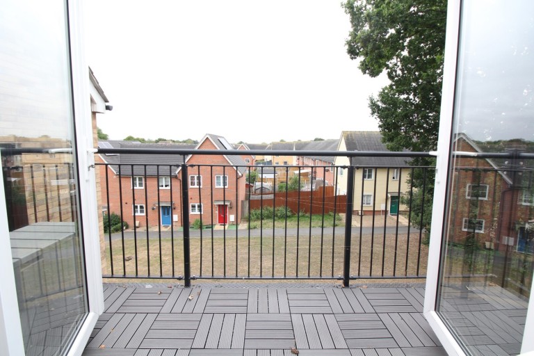 Images for Meadfarm Close, Romfod, Essex