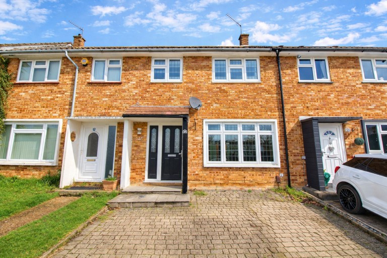 Images for Abbs Cross Gardens, Hornchurch, Essex