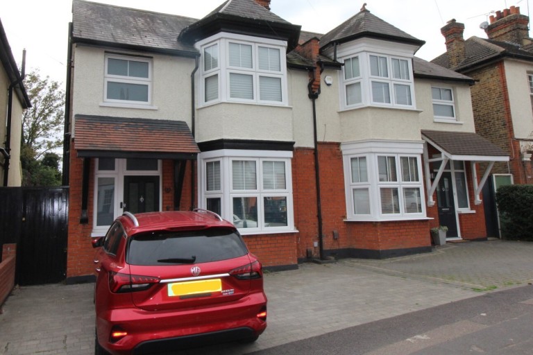 Images for Howard Road, Upminster, Essex