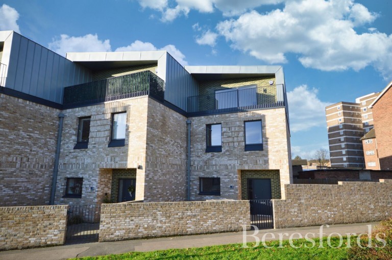 Images for Gidea Park, Romford, Essex